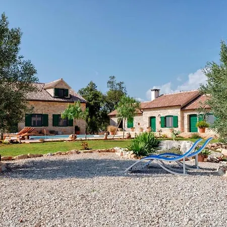 Къща За Гости Калиманците Guest house Izgrev (Varna)